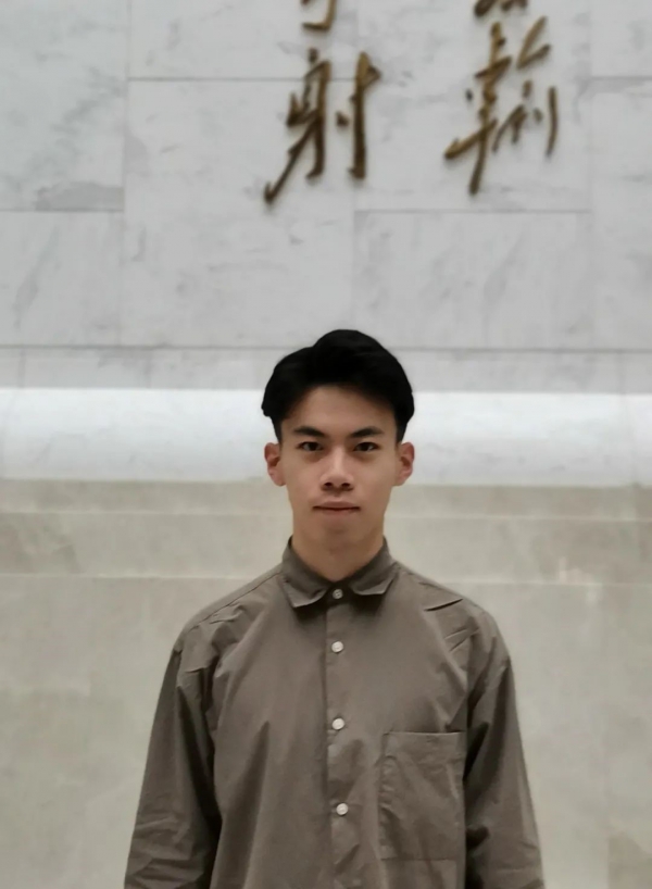 02.jpg 02.jpg