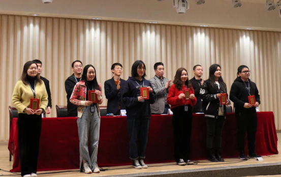 20201127094625534003.png